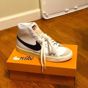 Men’s Nike Blazer Mid 77 Shoes